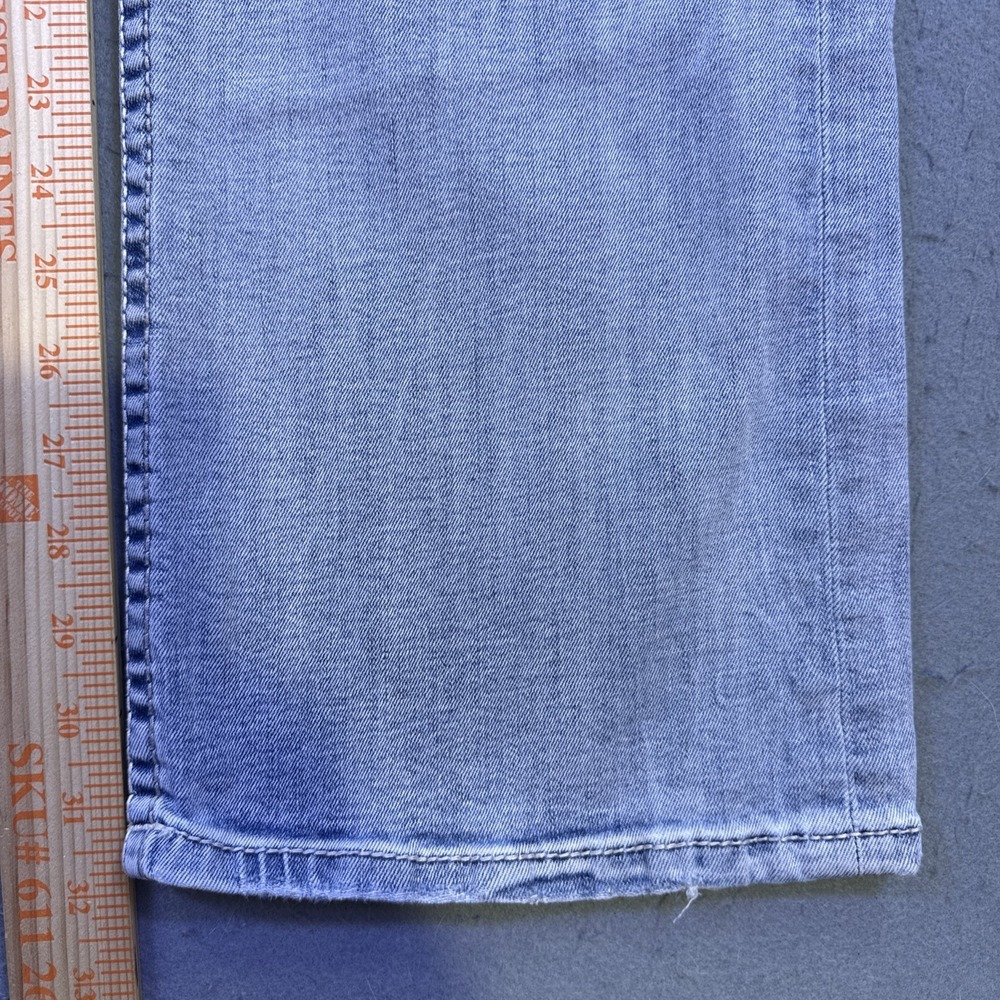 BKE Tyler Straight Jeans 34X32 Light Washed WORKWEAR SUSTAINS SOME HOLES - Picture 5 of 9